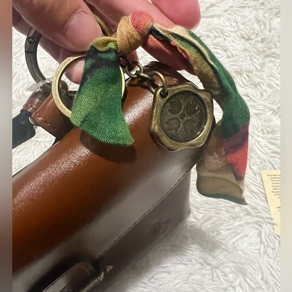 Patricia Nash Convertible Backpack - NWOT - Picture 3 of 9